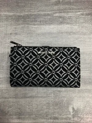 Michael Kors Bags Wristlet Designer By Michael Kors, Size: Large
