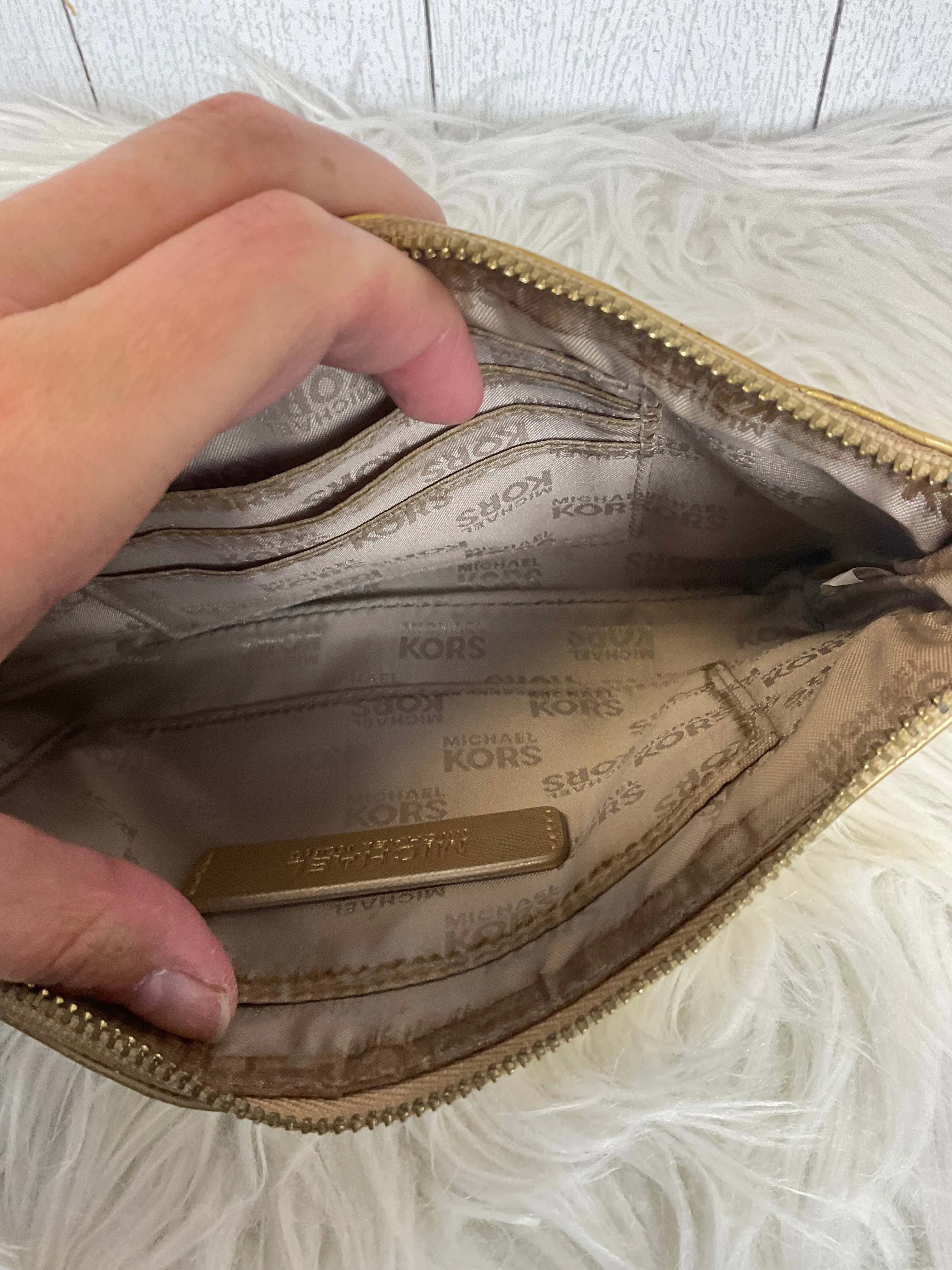 Michael Kors Bags Wristlet Designer By Michael Kors, Size: Medium