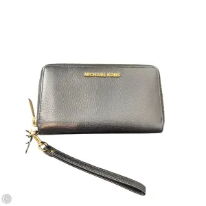Michael Kors Bags Wristlet Designer By Michael Kors, Size: Medium